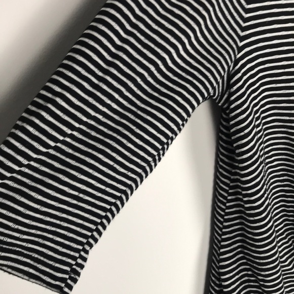 W5 Striped Black and White 3/4 Length Shirt Sz. Sm - Picture 4 of 5